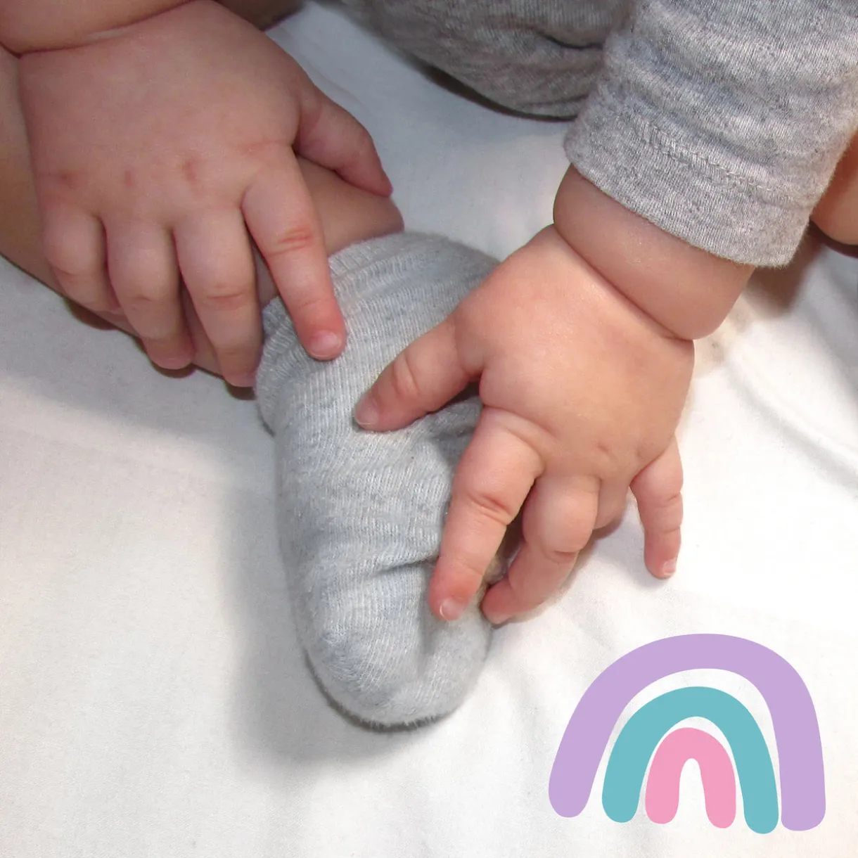 20-Pack Organic Cotton Short Sleeve Bodysuit & Sock Bundle